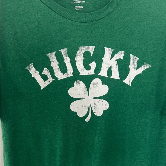 Great Green St Patrick’s Day Lucky Graphic T-Shirt size L - Picture 2 of 6
